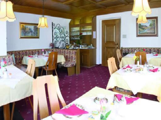 Pension Tannenhof Latsch Exterior foto